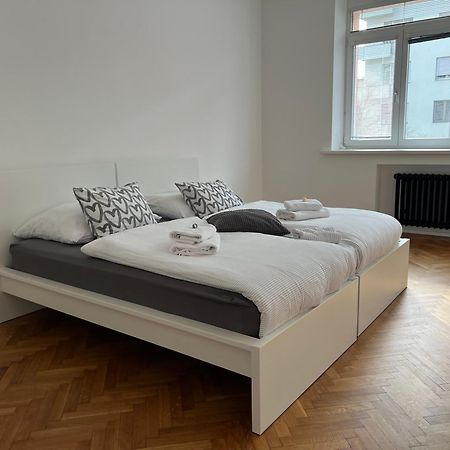 Soukromy Pokoj V Tripokojovem Byte - Private Room In Three Room Flat Brno Bagian luar foto